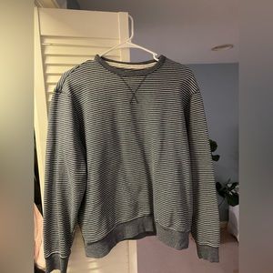 Men’s Crewneck | Men’s Small | Great Condition